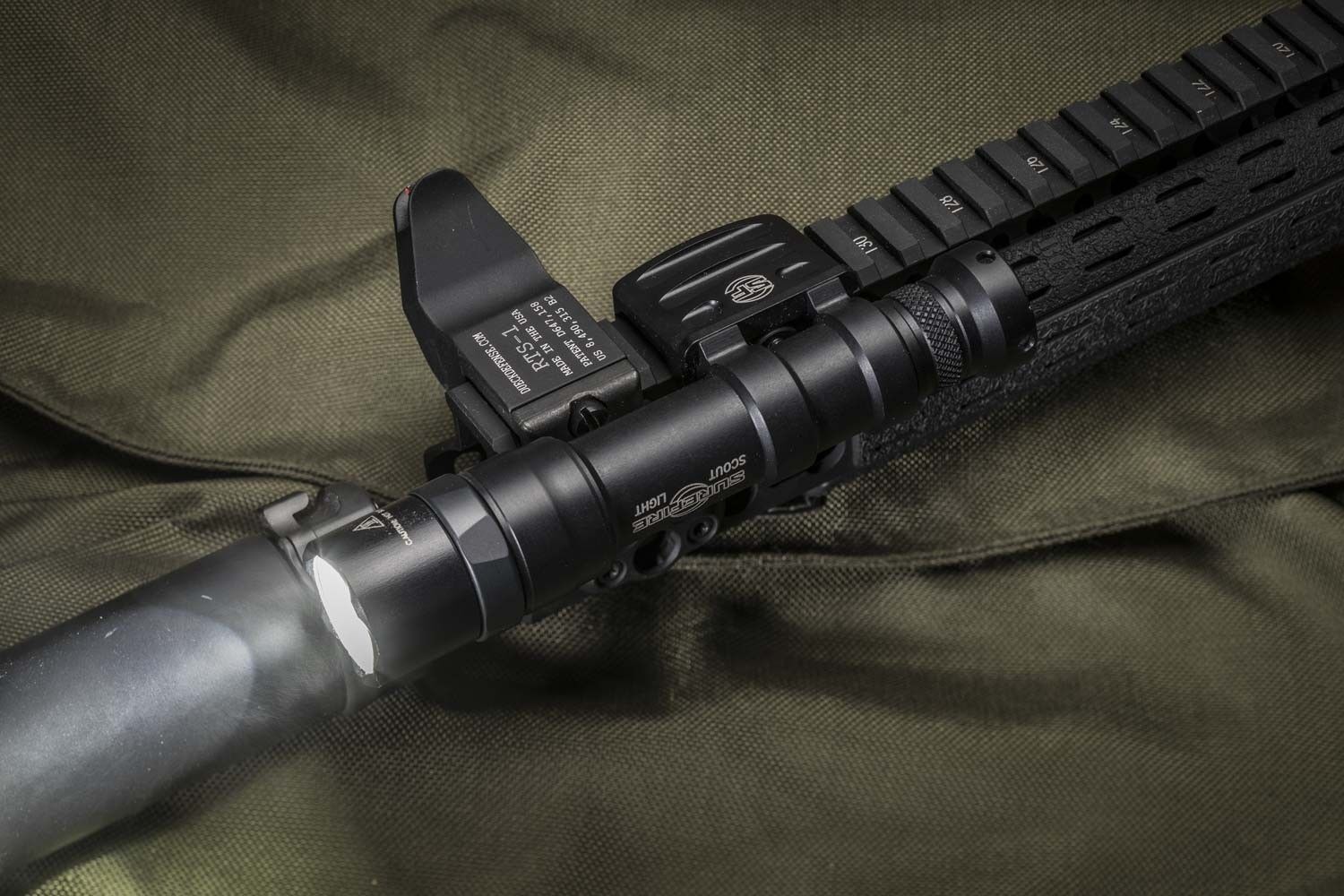 SureFire M600DF Dual Fuel LED Scout Light - 1500 Lumens